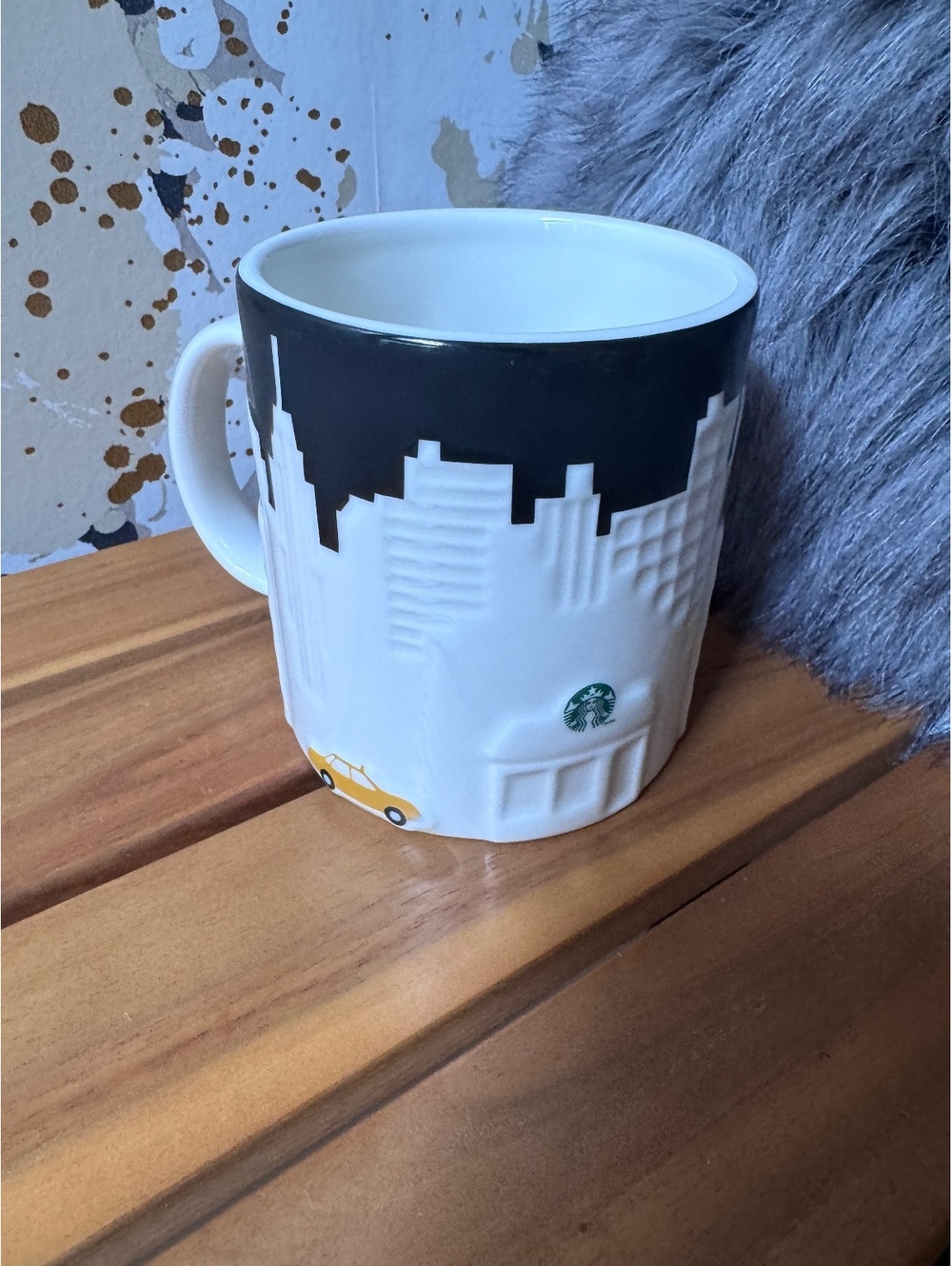 Starbucks New York City NYC Skyline 3D Relief Collector Series Mug 16 oz 2012